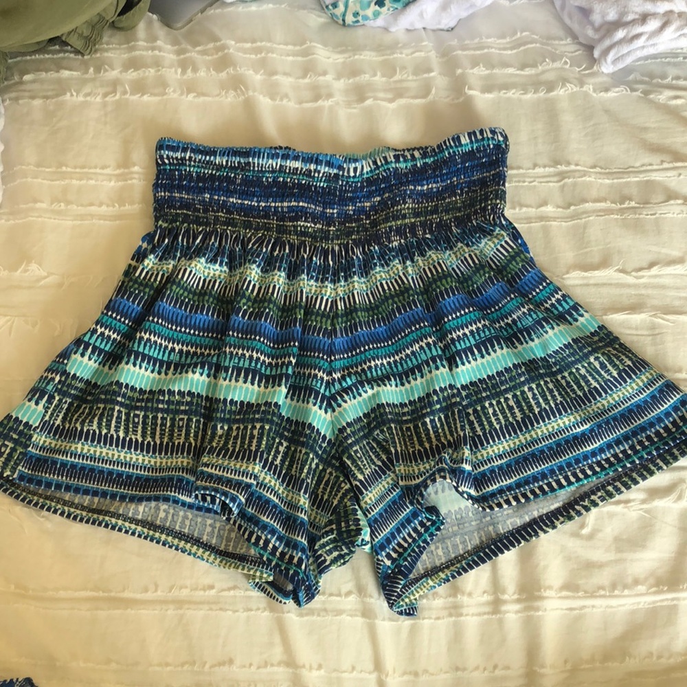 Flowy shorts